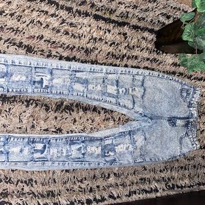 High waisted pants size: 3